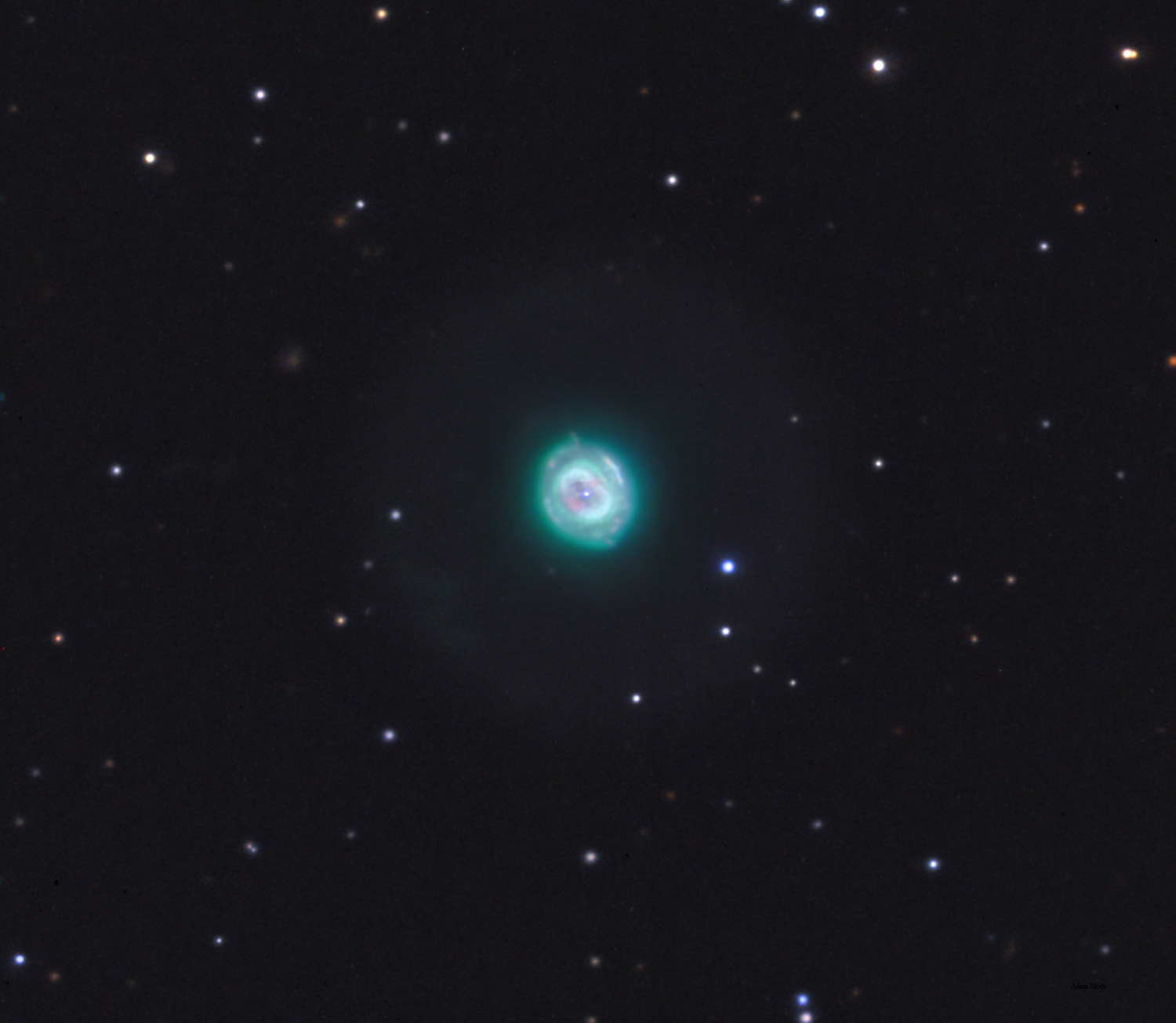 NGC_7662_cyan.jpg